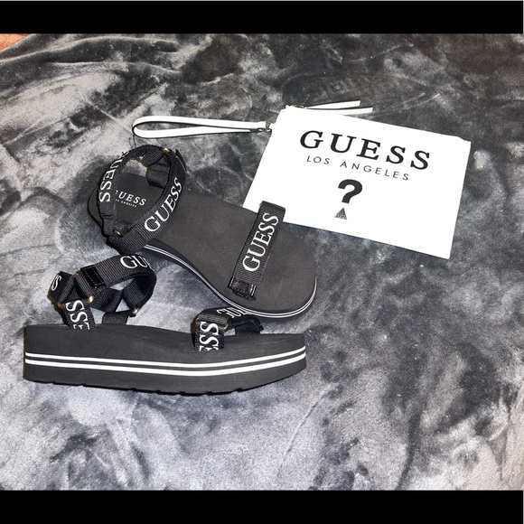 COPY - Guess strapped sandals with the purse - Picture 5 of 7